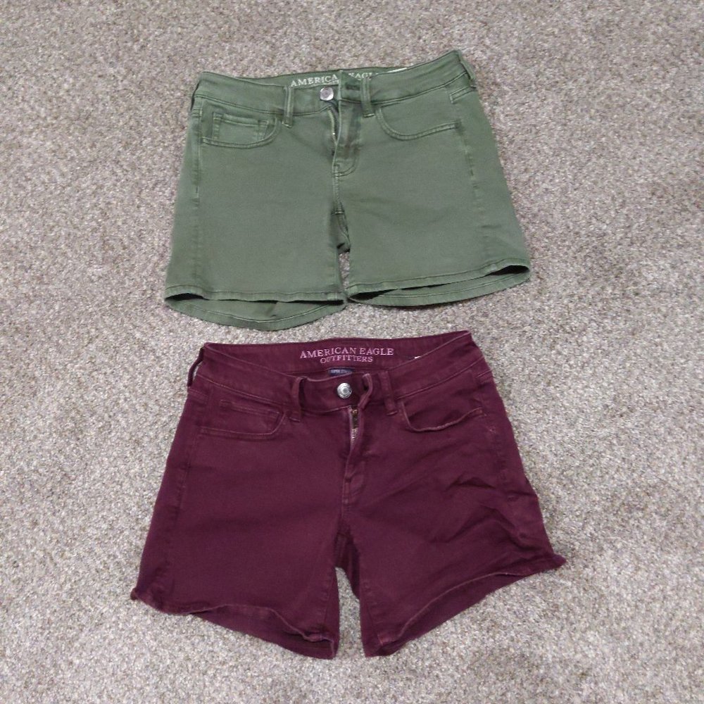 American Eagle Outfitters Women's Green and Burgundy Shorts